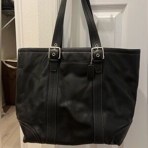 Coach Black Leather Hampton Bag F11202